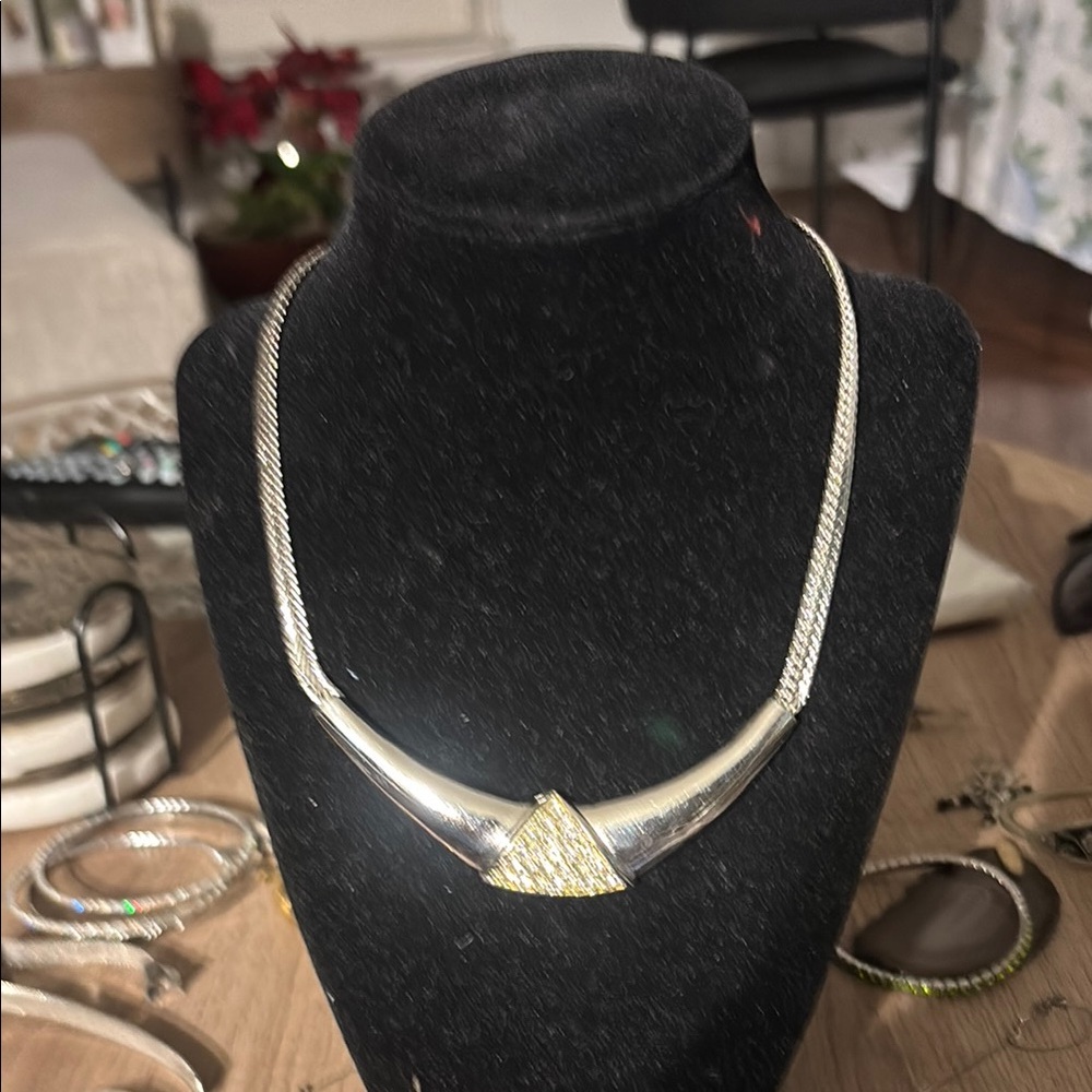 Elegant Silver and Gold Necklace